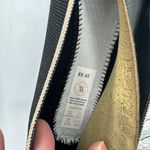 Vivaia Eartha Pointed Photo 6