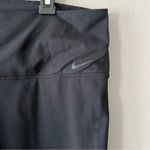 Nike Black Cut Out 7/8 Leggings Size XXL Photo 1