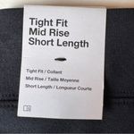 Nike Women’s Athletic Sporty Tight Fit Mid Rise Short Length Bike Shorts Sz XS Photo 7