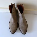 Lucky Brand Women's Beige Suede Leather Booties Studs Zipper Size 7 Photo 2