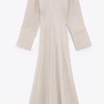 ZARA NWT  Bloggers Fav Voluminous Cream Midi Dress Photo 4