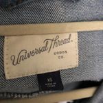 Universal Threads Blue long sleeve denim jean jacket Photo 2