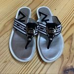 Anne Klein Sport Womens 6 Black White Striped Thong Sandals Flip‎ Flops Comfort Photo 1