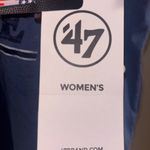 ’47 Brand Tennessee Titans NFL Women’s Tee Size Large NWT Blue Photo 5