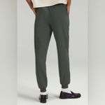 Lululemon Stretch High Rise Joggers Full Length 28” Pockets Size 4 green Photo 1