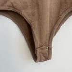 Aura Brown Fitted Sleeveless Muscle Tee Photo 2