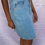 Vintage Gitano high waisted light wash denim knee length skirt
women’s 10 Blue Photo 1