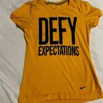 Nike Womens small tshirt Photo 0