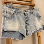 Free People Runaway Cutoff Denim Jean Distressed Shorts, Size 27 Photo 3