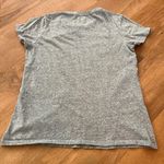 Levi's Woman's Size Medium Short Sleeve Gray Grey T-Shirt GUC Photo 5
