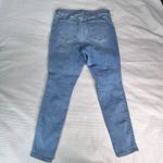 Old Navy  Rockstar Super Skinny Jeans Women's Sz 18 Extra High Rise Distressed Photo 7