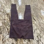 Alo Yoga  High-Waist Vapor Leggings
28" in Coco Camo Photo 3