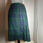Pendleton Vintage.  Petite Virgin Wool Green Plaid Pencil Skirt. Leather Strap. Photo 1
