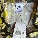 Nike NEW  Women's Sportswear Oversized Green And Tan Camouflage Nylon Jacket XXL Photo 6