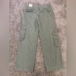 Miss Love NWT Women’s  Mid Rise Relaxed Fit Cargo Jeans Sage Green Size M Photo 2