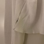 Aritzia Shirt Photo 2