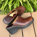vintage platform brown leather boho clogs Size 7 Photo 0