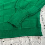 Green Textured Checkered Women's Sweater size Medium Oversized Batwing Sleeves Photo 11