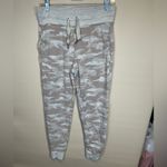 Athleta  Women’s Tan Camo Balance Printed Jogger. Size Sm‎ Photo 2