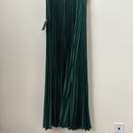 Lulus Lulu’s Fabulous Perfection Emerald Green Satin Pleated Midi Dress Size: XS Photo 8