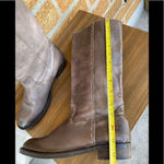 True Religion  tall boots size 7.5 Photo 7