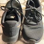 Nike  Black Athletic Shoes Photo 3