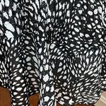 Allison Taylor Woman Sz 2X Beautiful Blouse Top Crinkle Material Ruffle Details Photo 6