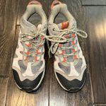 Columbia  women’s hiking outdoor shoes size 8 Photo 5