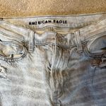 American Eagle Light Grey Distressed 90’s Straight Jeans Size 10 Photo 3