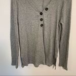 Cable & Gauge  V-Neck Pullover Sweater Gray Ribbed Photo 3