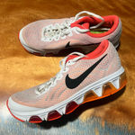 Nike Air Max TailWind Running Shoes size 6.5 Orange white pink Photo 0