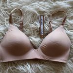 SKIMS Wireless Form T-shirt Bra Mica Size 32A Photo 1