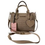 Juicy Couture NWT--CAFE BESTSELLERS FAME SATCHEL CROSSBODY HANDBAG Gorgeous handbag, satchel style with crossbody buckle strap, top zip closure, inside has ine open pocket and one zip pocket, measures 9 1/2 x 9 x 4, brand new with tags Photo 4