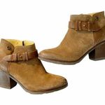 Bussola  Reikiavik Taupe Suede Booties Photo 0