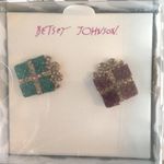 Betsey Johnson  Christmas gifts with ribbons earrings Photo 1