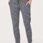 Lululemon On The Fly Pant *28" We Are From Space Black Slate/Black 4 Photo 0