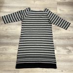 L.L.Bean Gray & Black Striped 3/4 Sleeve Knit Knee Length Sweater Dress Size M Photo 4