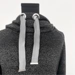 Lukka Lux Heather Black and White Mock Photo 3