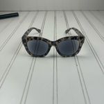 Tortoise Classic Wayfarer Sunglasses Brown Lens Unisex Photo 1