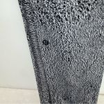 Lululemon  Ready To Rulu Pant Running Luon Spray Jacquard White Black size 10 Photo 5