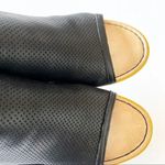 Born Stella‎ Black Perforated Leather Heeled Comfort Sandal Women’s Size 10 Photo 4