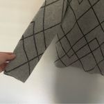 Grey & Black Mockneck Sweater Boxy Waist Cut Size M Photo 3