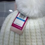 Vince Camuto  Cream Knit Beanie and Plaid Scarf Set New In Box Photo 5