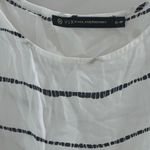 Vix white cover Photo 2