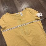 New NWT Liz & Co. Short Sleeve Yellow Henley Top XL Embroidered Liz Claiborne Gold Photo 6