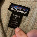 Patagonia  sleeveless button down tank Photo 3