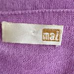 Chic Lilac Button Photo 9