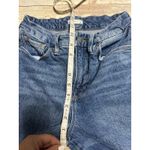 Good American  Raw Hem Distressed Jeans Medium Wash Size 6 26 Straight Leg Photo 2