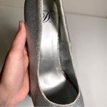 Silver Glitter sparkly high heels 5” heel Delicious Brand size 9 Photo 5