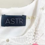 ASTR The Label Off White Floral Lace Overlay Sleeveless Dress Photo 6